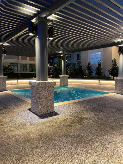 Myhome @ Riverine Resort Kuching Exterior foto